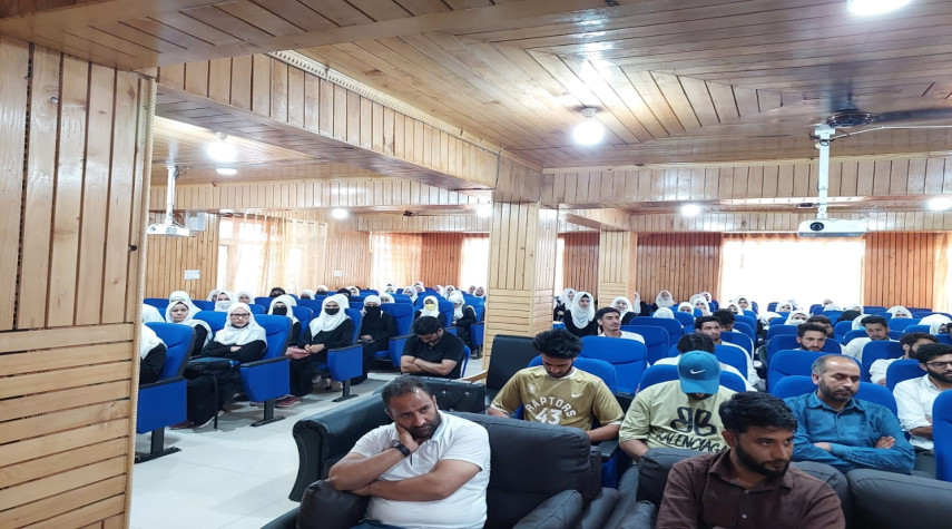 Shopian "Save Youth Save Future" Foundation Organises "Youth Parliament" at Govt. Degree College Shopian