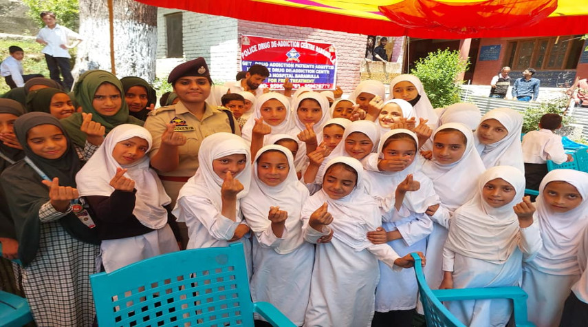 Drug De-Addiction Seminar Organized by "Save Youth Save Future" Foundation and Baramulla Police